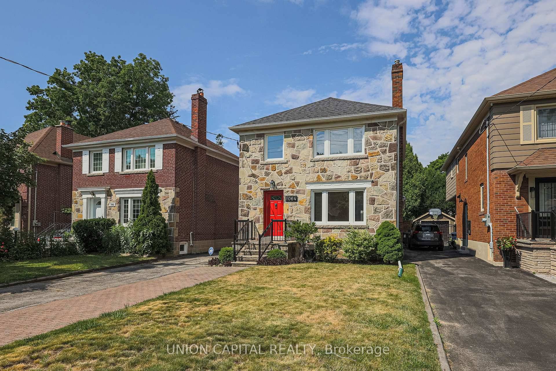 Beautiful Detached Recently Renovated Family Home with Classic Kingsway Charm.