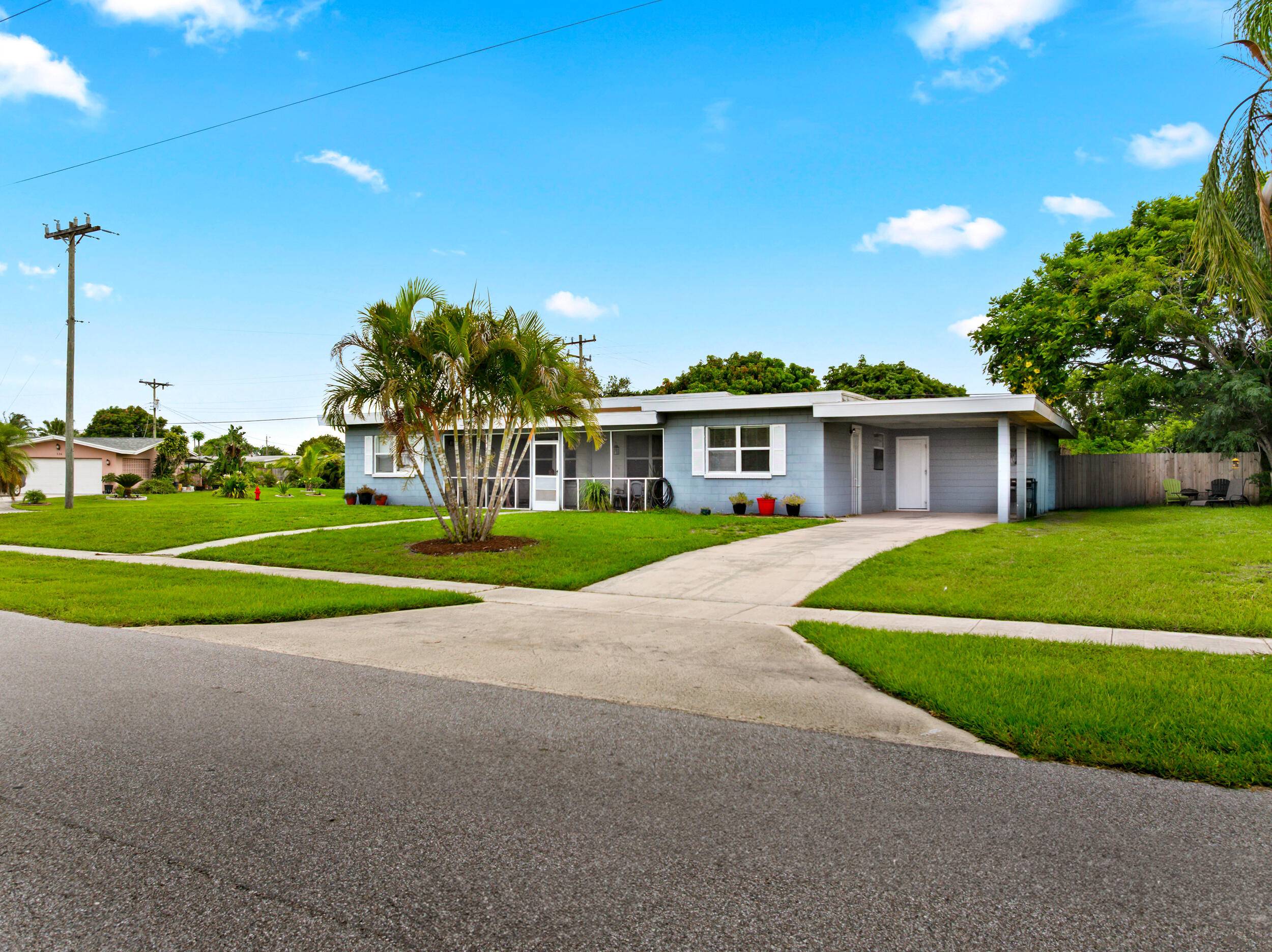 Don't miss this solid 3 bedroom, 2 bath home on a desirable corner lot in East Port St.