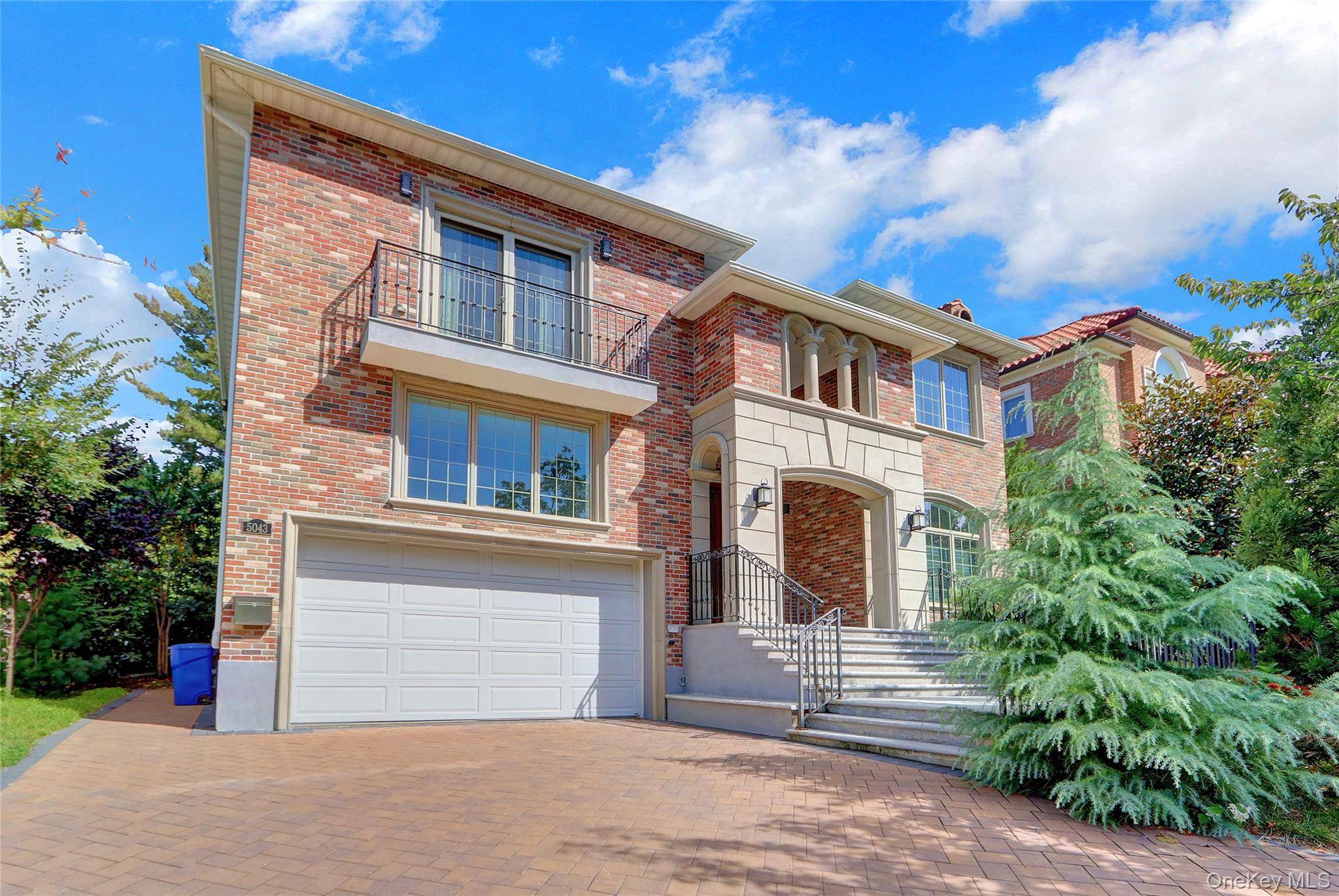 Welcome to this Amazing architectural design home it's a showplace build with the finest quality materials On a tree lined street with spectacular Manhattan skyline views, and prime location in ...