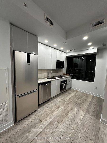 1 bedroom unit at CG Tower building with 1 Parking.