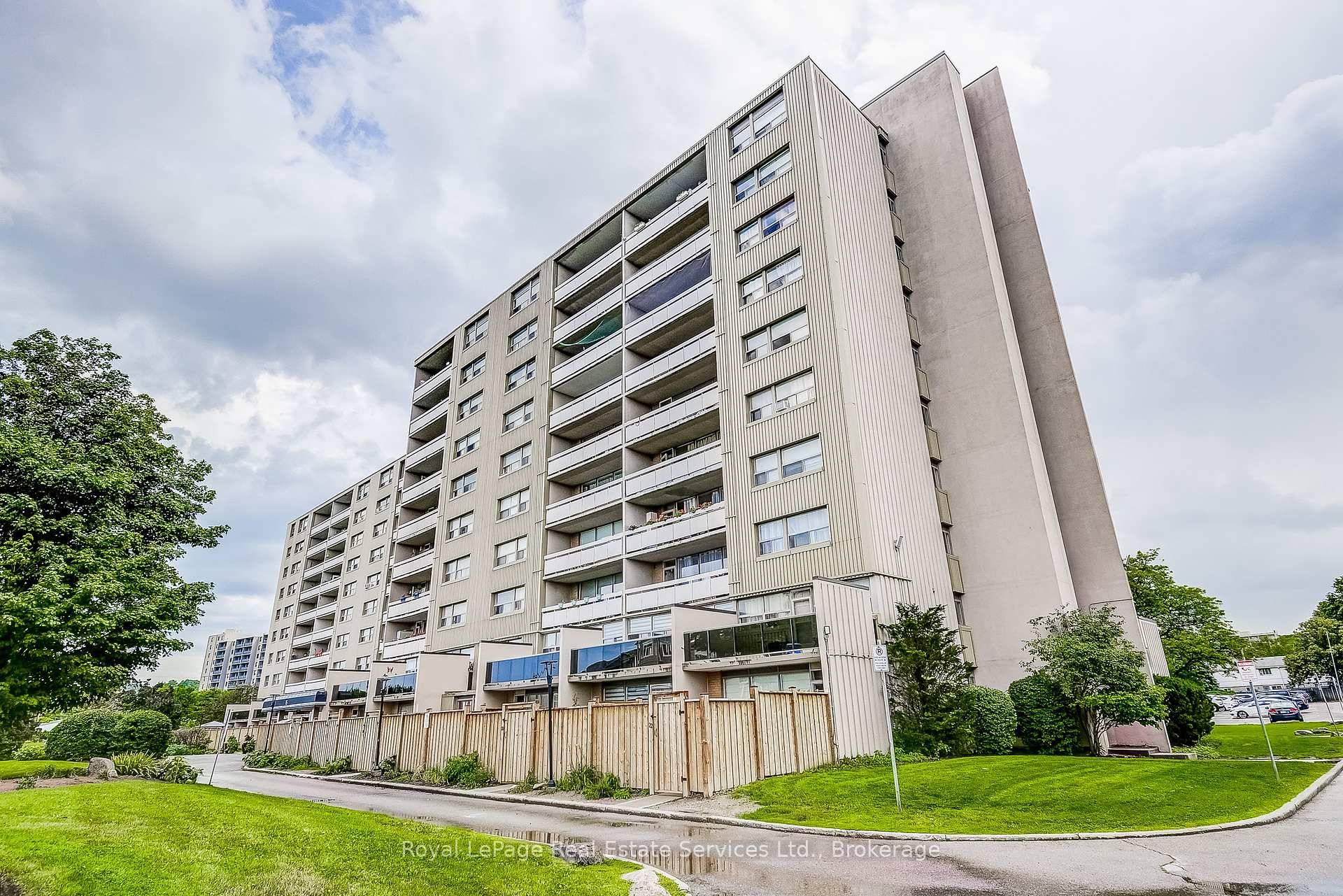 Welcome to 15 Albright Road in convenient East Hamilton.