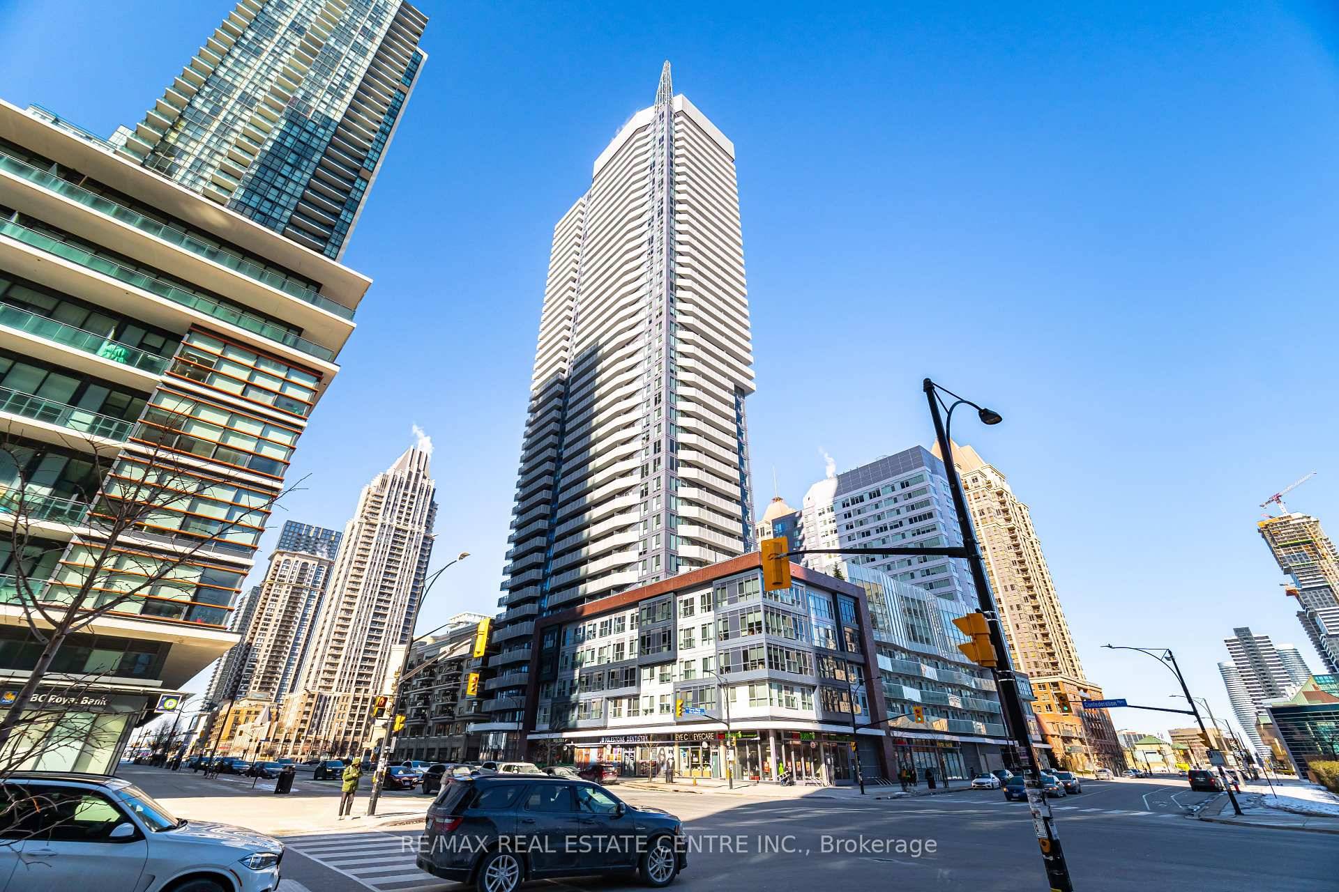 Step into luxury with this stunning High Floor 1 Bed Den condo offering breathtaking lake andcity views.