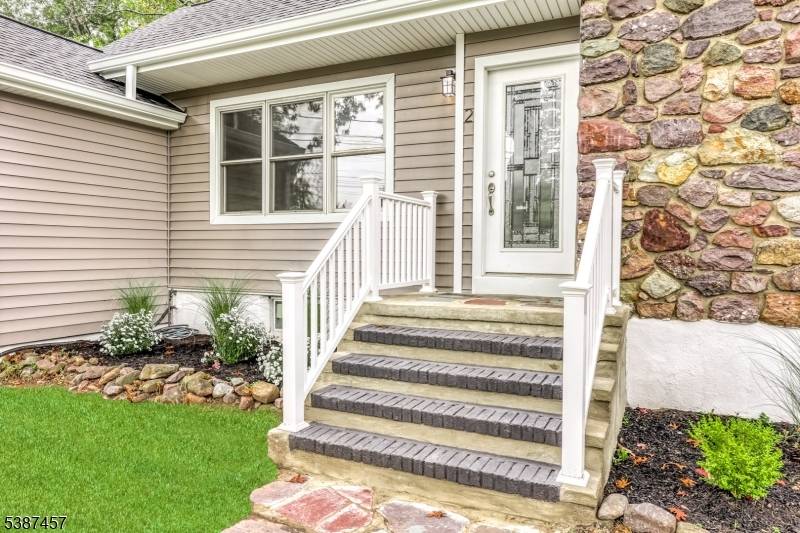 Welcome to 2 W Lakeshore Dr, located in the highly sought after White Meadow Lake community of Rockaway Township !