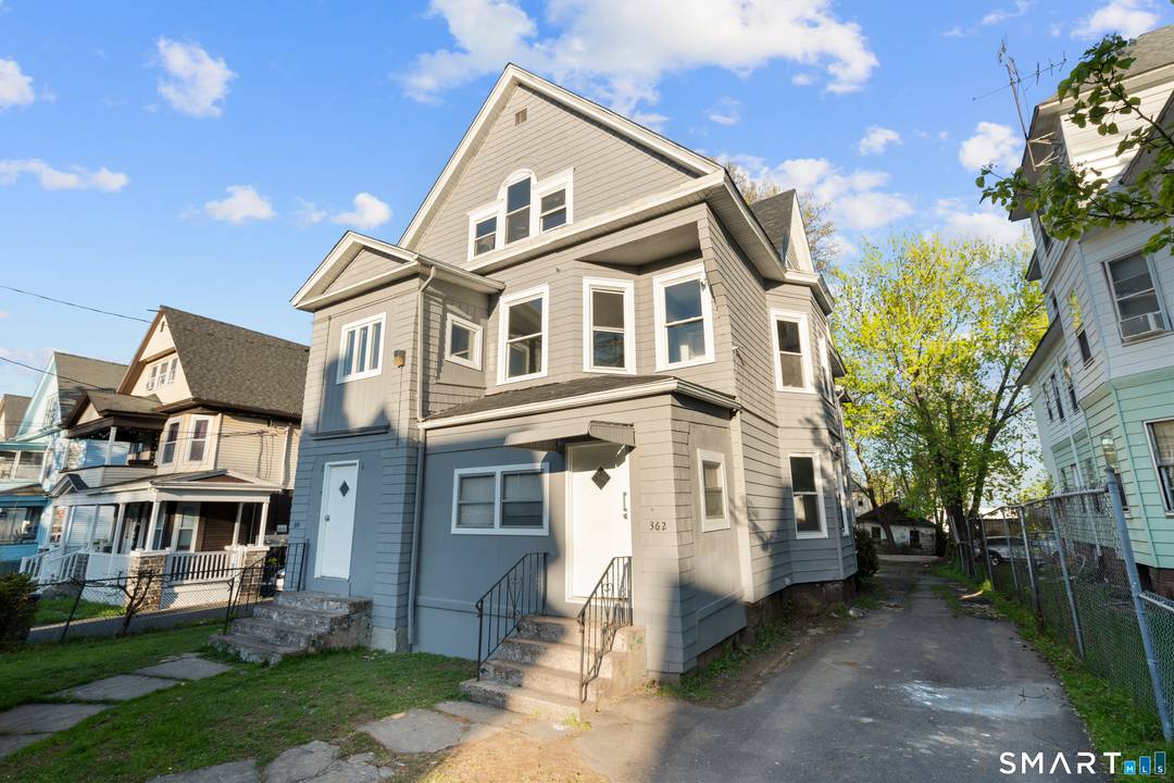 Fully renovated three unit property featuring 3 bedrooms in each unit.