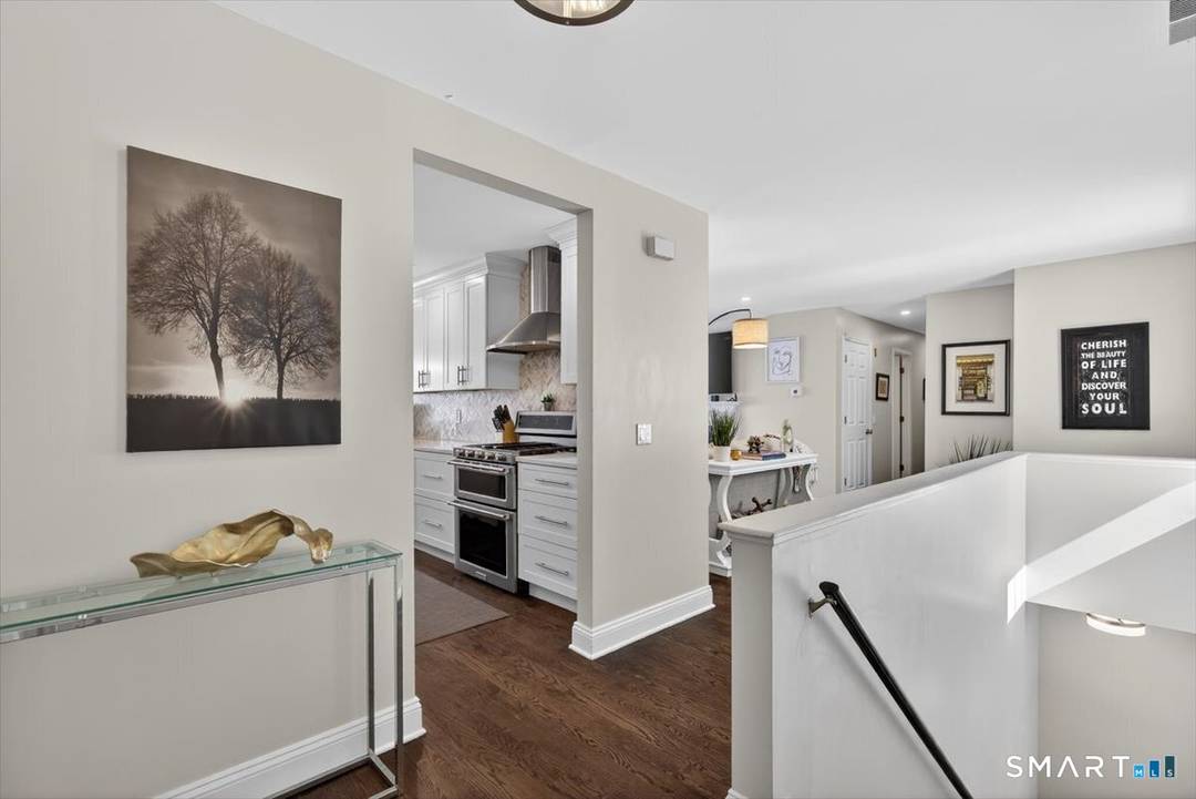 WOW ! WOW ! Completely renovated with exceptional attention to detail, this stunning 2 bedroom condo offers luxurious living in a prime Trumbull location close to shopping, schools, and major ...