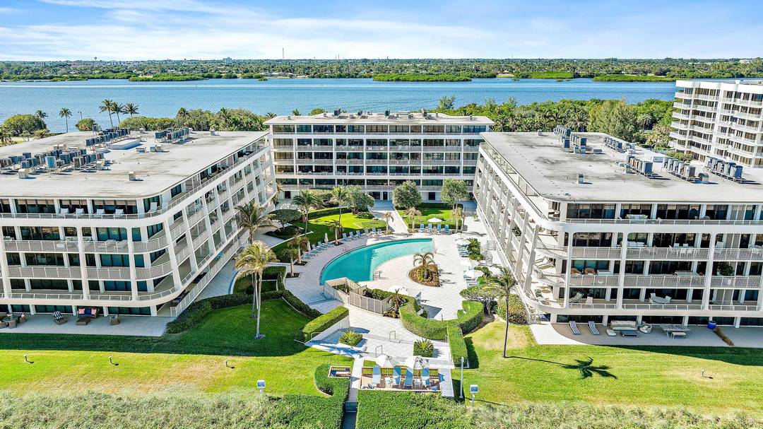 Impeccable, fully renovated 2 bedroom, 2 bath residence in the coveted, newly renovated oceanfront 2600 Building with no pending assessments.