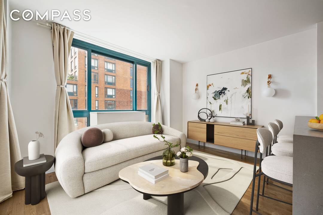 Perched on the 20th floor of the highly sought after Zeckendorf Towers, this rarely available corner junior 1 bedroom offers a sun filled layout and stunning south and east exposures ...