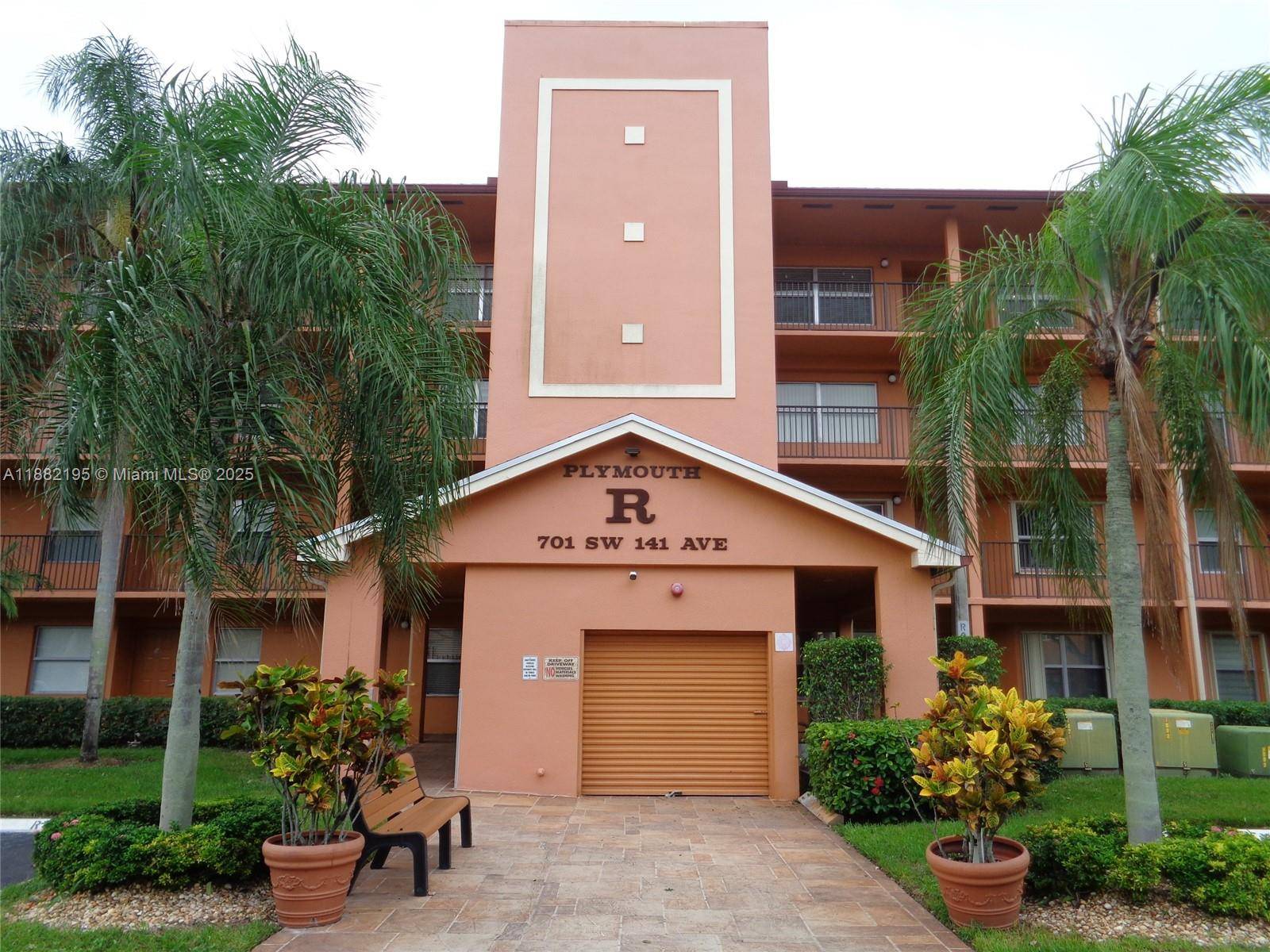 AMAZING COMMUNITY 55 OF CENTURY VILLAGE BEAUTIFULL LAKE VIEW COURTESY BUS TRANSPORTATION, 2 BEDROOMS AND 2 BATHROOMS, WASHER AND DRYER, NICE KITCHEN WITH REFRIGERATOR, STOVE, DISHWASHER MICROWAVE AND KITCHEN AREA ...