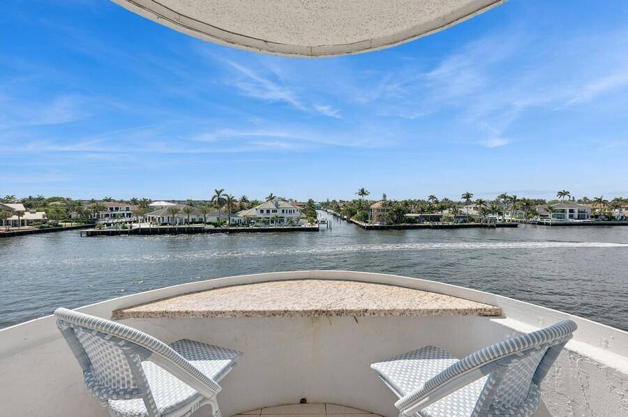 Coastal House, 401 is a beautifully updated and rarely available Intracoastal corner residence with breathtaking waterfront views.