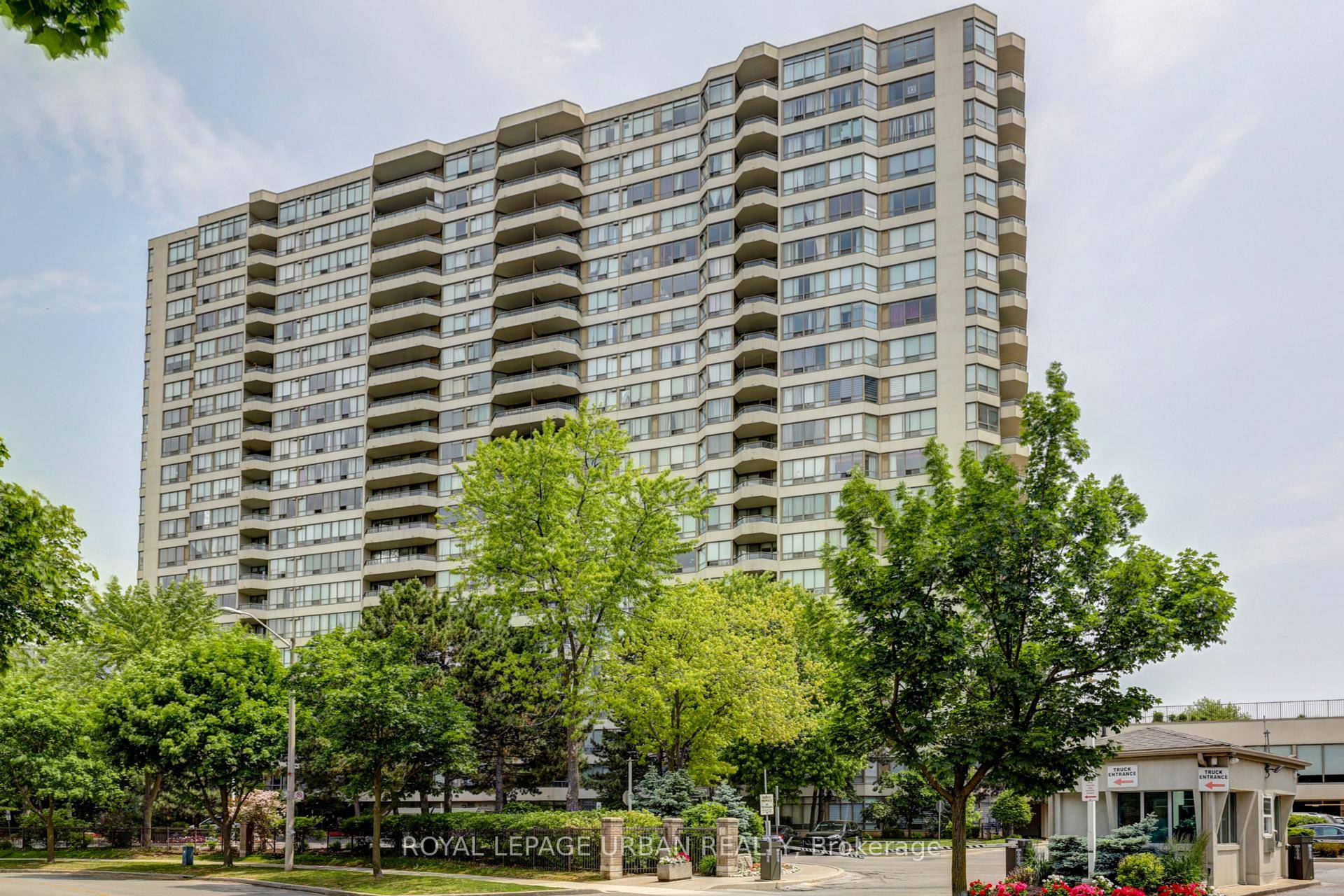 Welcome to this completely renovated and beautifully updated 2 bedroom, 2 bathroom corner unit perched on the 19th floor, offering stunning panoramic views to the northeast, northwest, and southeast.