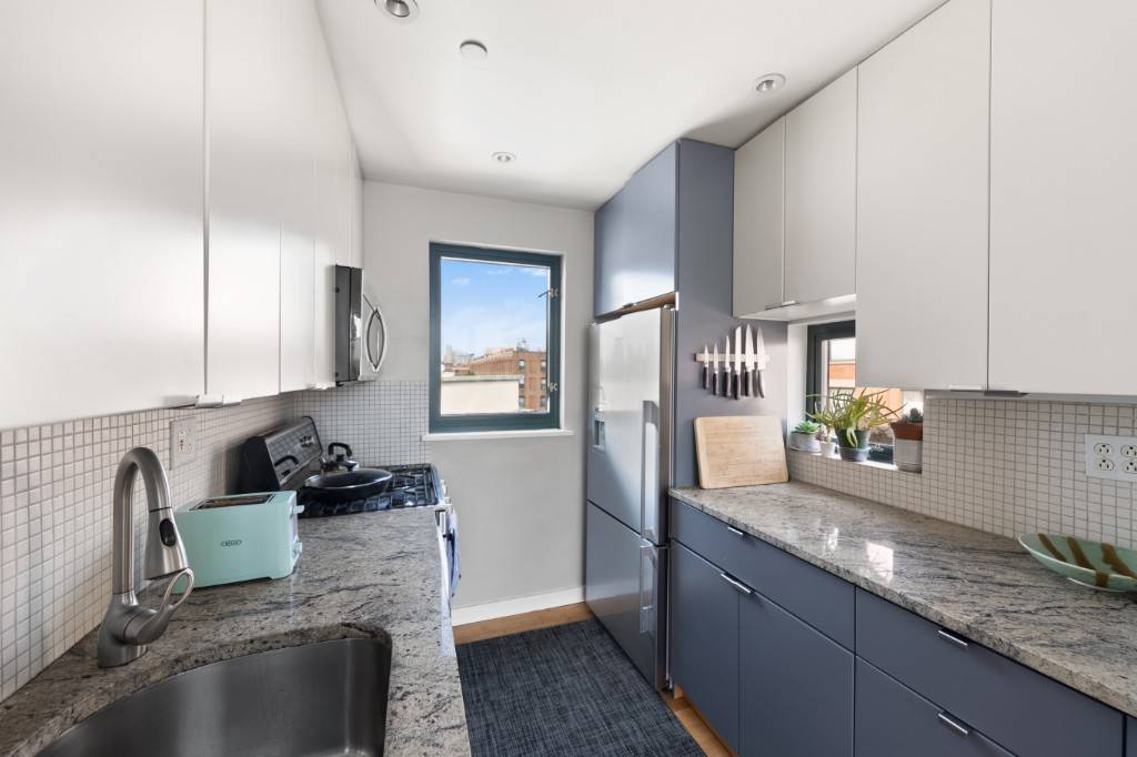 A Hidden Haven at 42 Tiffany Place Unit 5CStep off the beaten path and into your own retreatright in the heart of the Columbia Street Waterfront District on iconic Tiffany ...