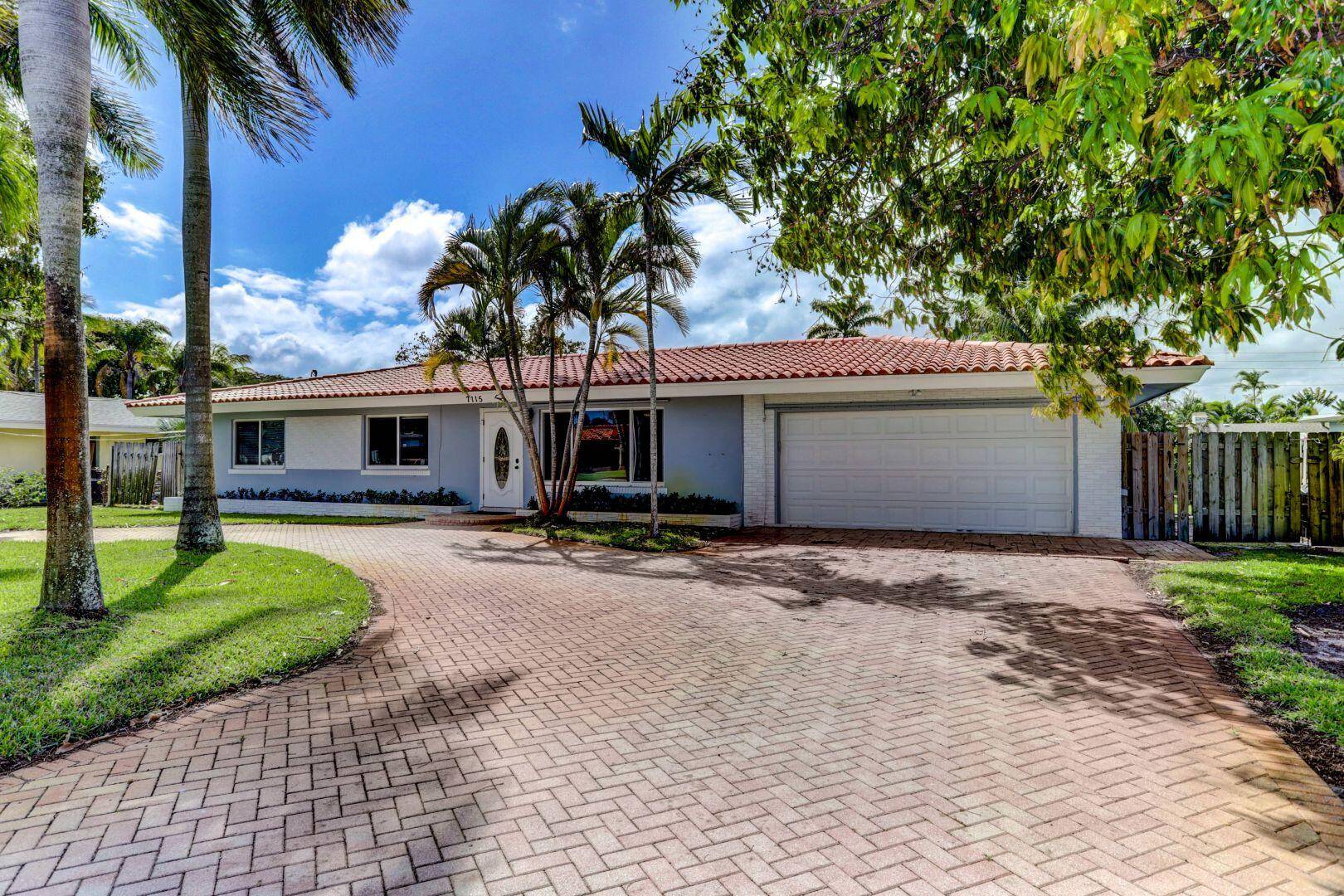 3 NT. MIN. SHORT TERM RENTAL, INQUIRE ON PRICING.