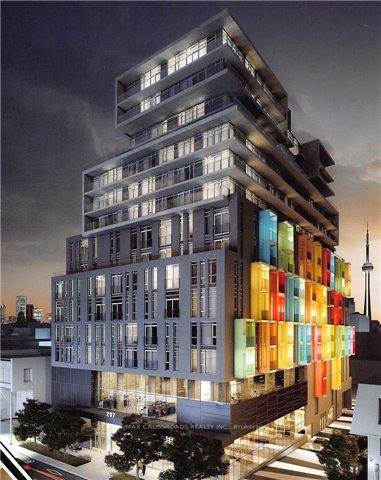 Gorgeous Fully 2 Bedroom Unit Conveniently Located In Prime Downtown Area.