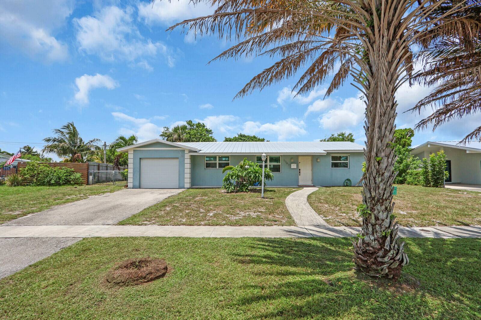 Welcome to this beautifully updated 3 bedroom, 2 bath home with a 1 car garage !