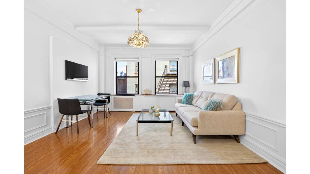 ALL OPEN HOUSES BY APPOINTMENT ONLY VIEW VIDEO FOR MORE INFORMATION Now is your chance to own this charming park block prewar that offers two bedrooms plus a flexible floorplan ...
