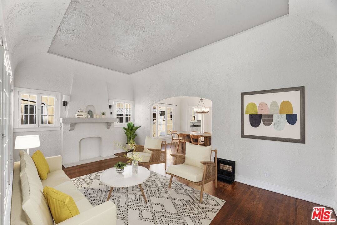 426 N Vista St 2.0 Hancock Park LA