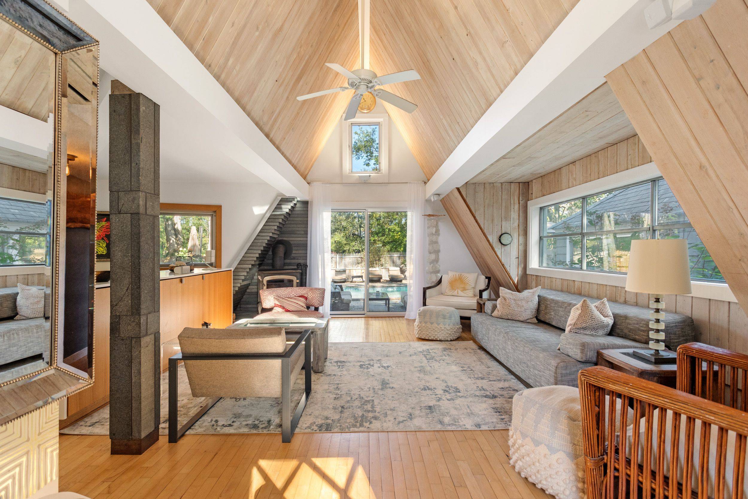 Style and Tranquility in Noyac