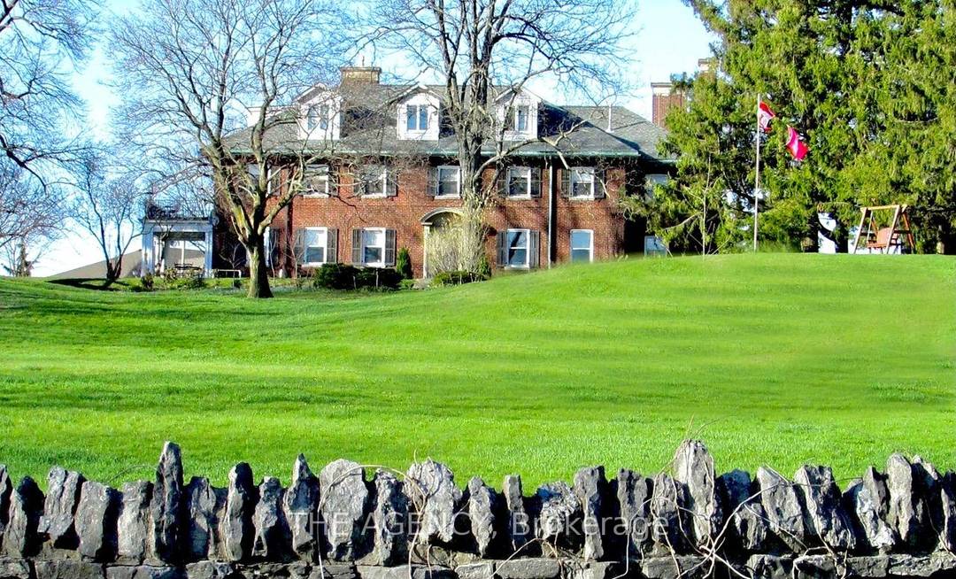 Seize this exceptional investment opportunity !