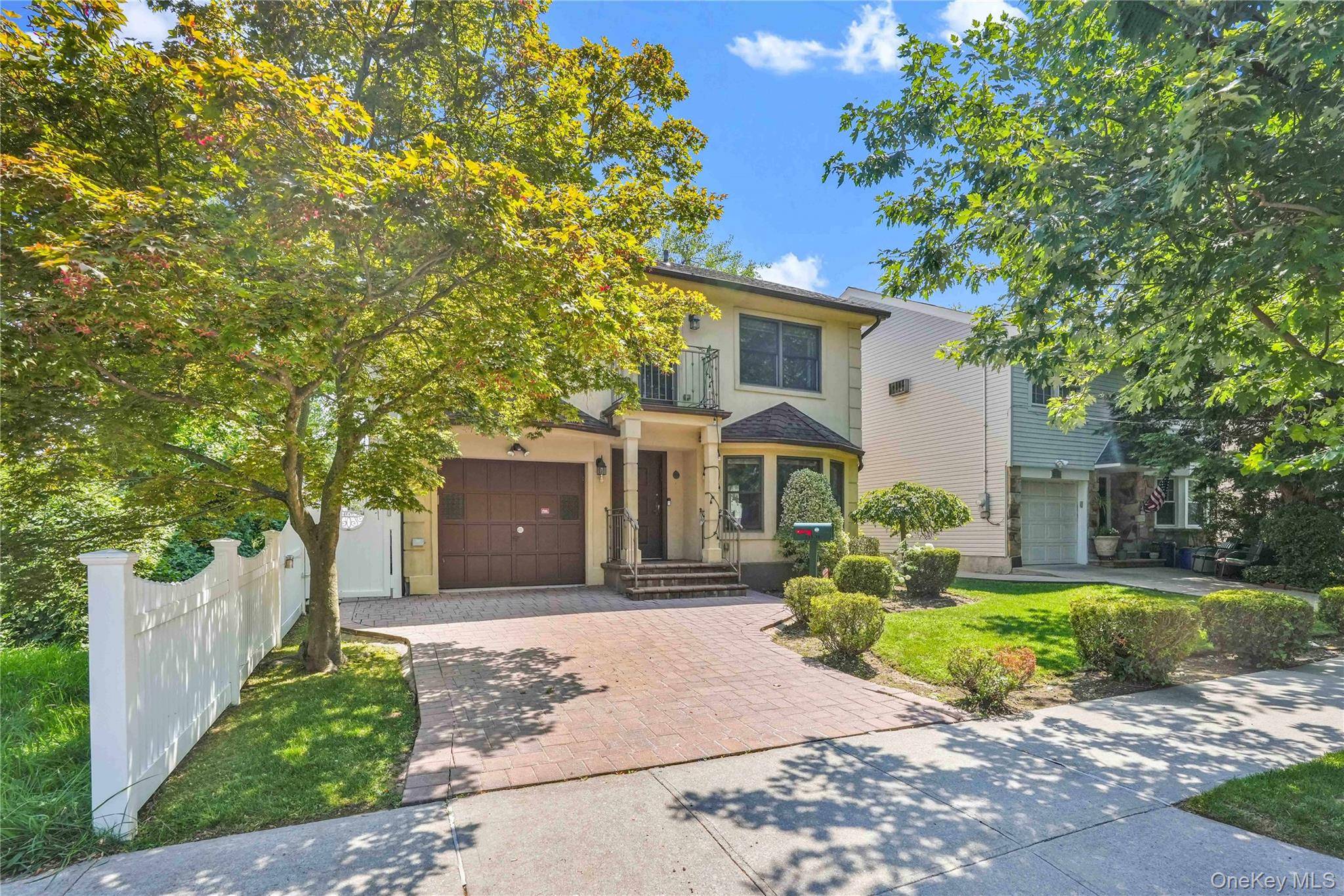 Welcome to this stunning one family home in the heart of Little Neck, Queens.