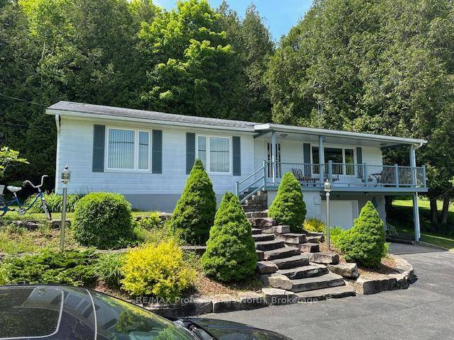 Welcome to 1981 Horseshoe Lake Road !