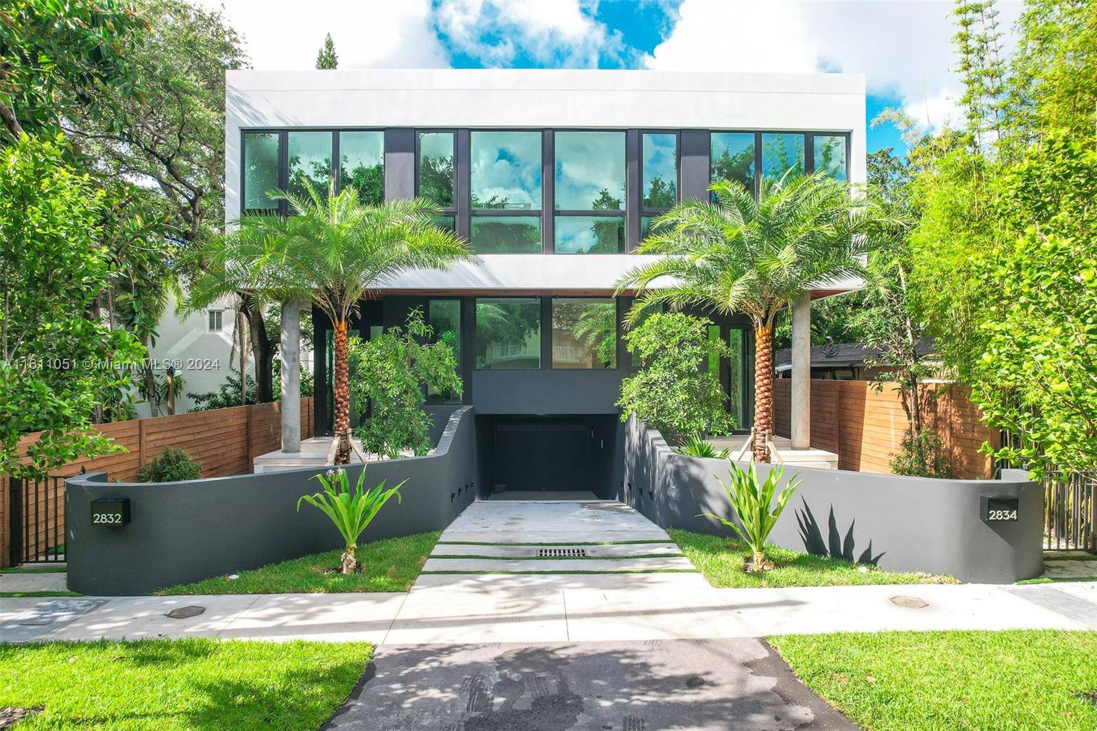 This brand new, luxurious 3 story townhome is perfectly situated in the heart of Coconut Grove, just steps away from top rated schools, popular local hotspots, serene bayfront parks, and ...
