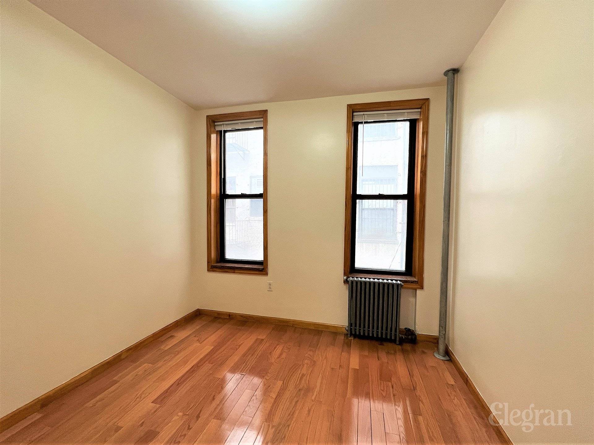 This inviting true three bedroom home is on the fourth floor of a traditional walk up building.