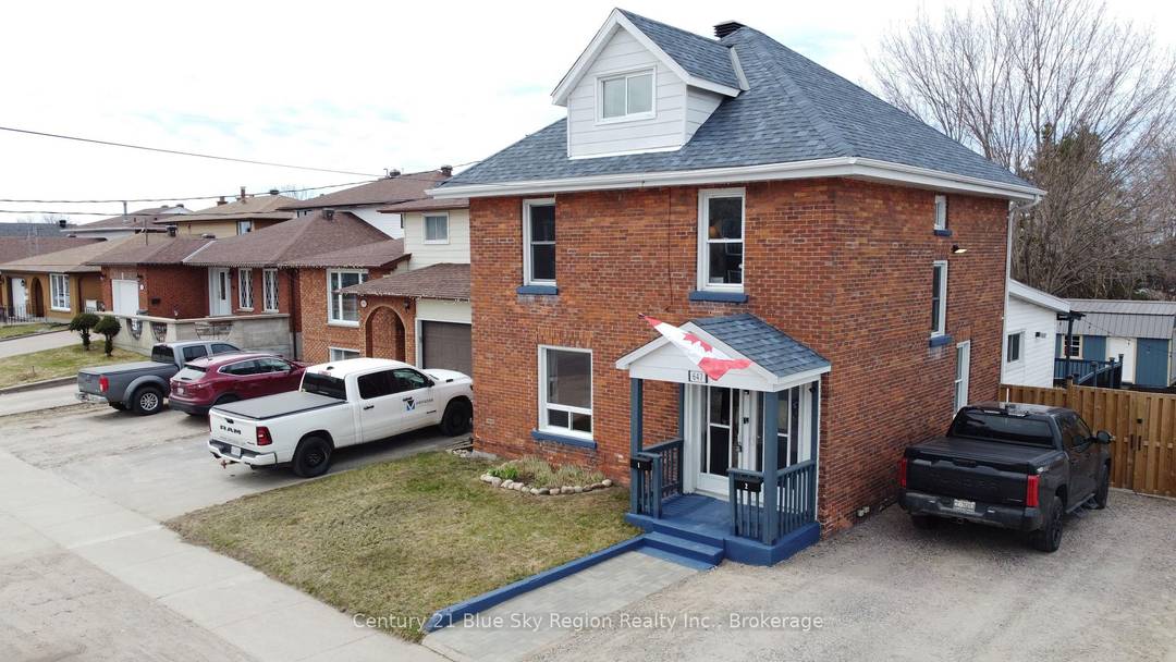 This well maintained century home is a legal duplex offering two self contained units with separate entrances and parking for four vehicles, an excellent opportunity for investors or buyers seeking ...