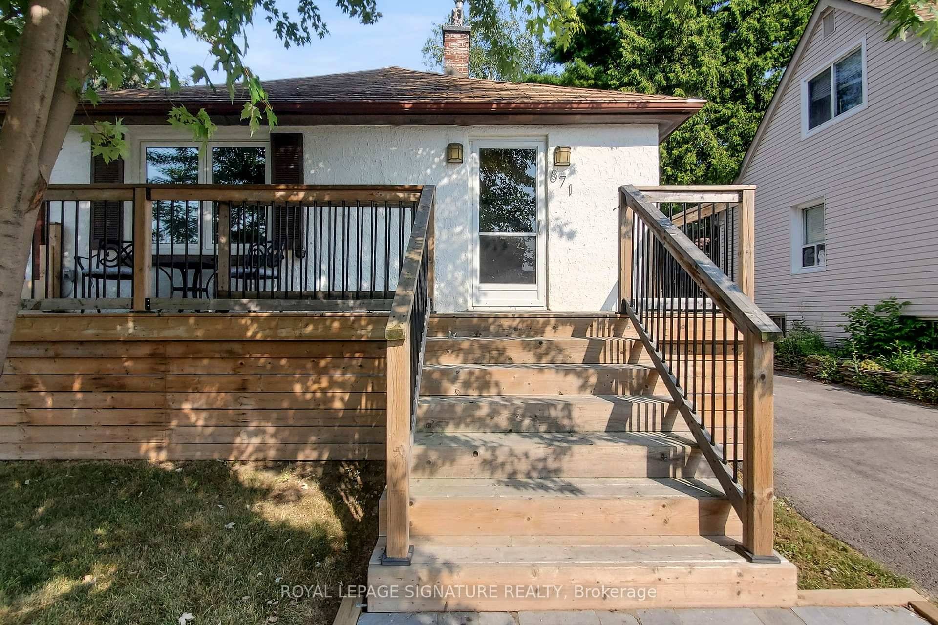This detached bungalow offers the perfect blend of lifestyle and long term value ideal for first time buyers, investors, or builders.