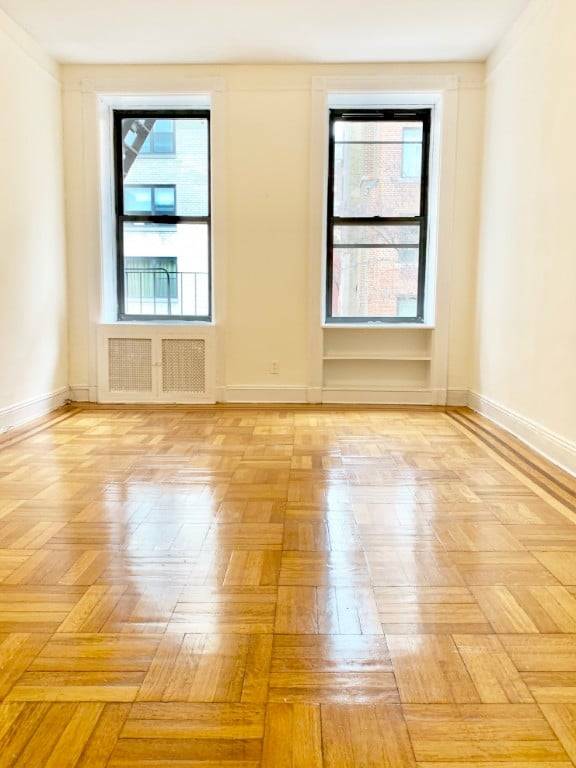 July Lease Start.. Gorgeous 1BR Residence.