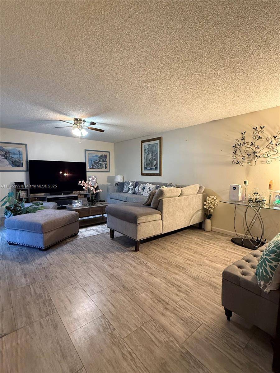 Look no more, this two story TownHouse, with spacious 3 bedrooms upstairs and a 2.