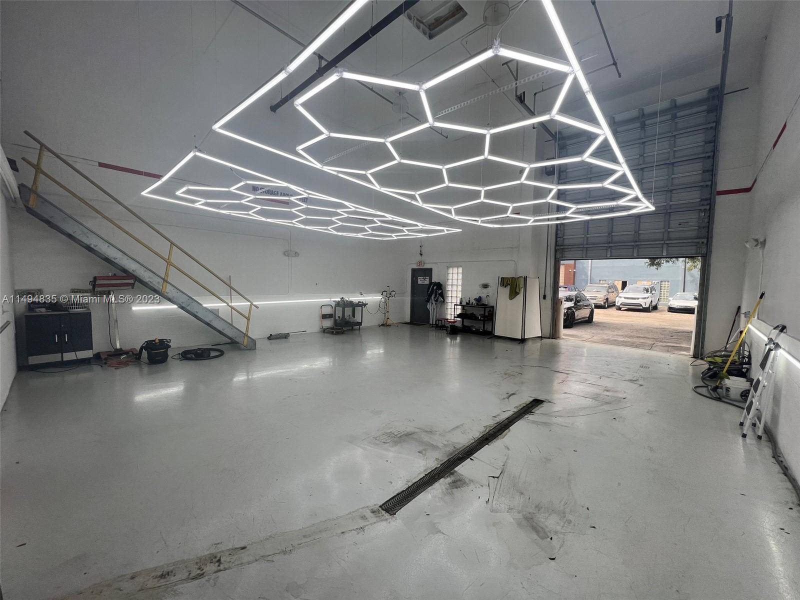 An established, industry leading manufacturer of high end Ceramic Coating products, serving the luxury automotive sector since 2016, is now available for acquisition.