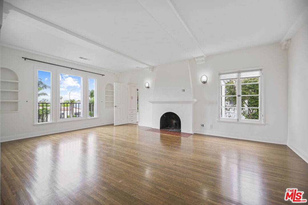 1148 S Stanley Ave 4BR La