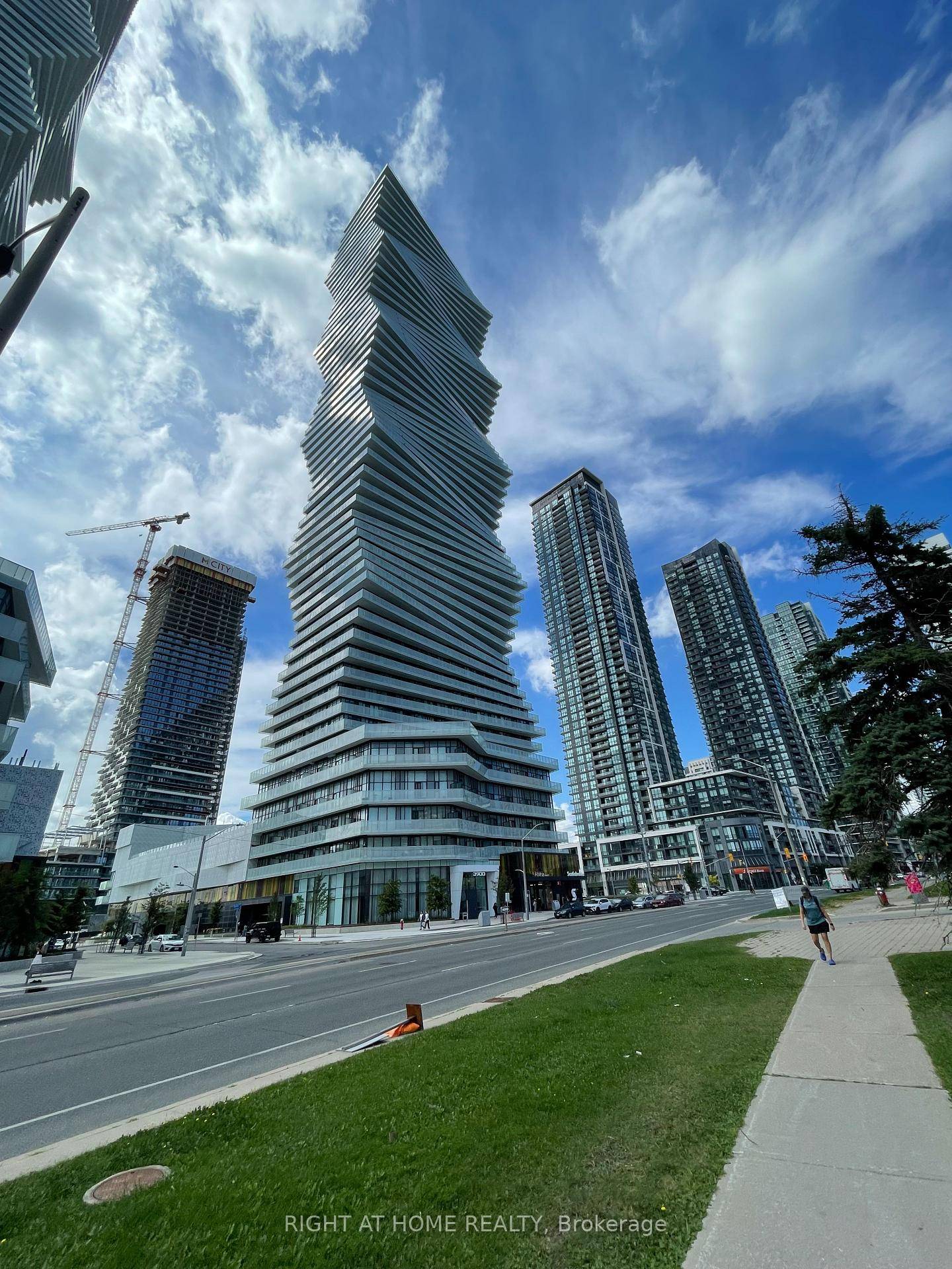 Welcome to M City ! Bright, Modern Living in 1 Bedroom1 Bathroom with fantastic West Views.