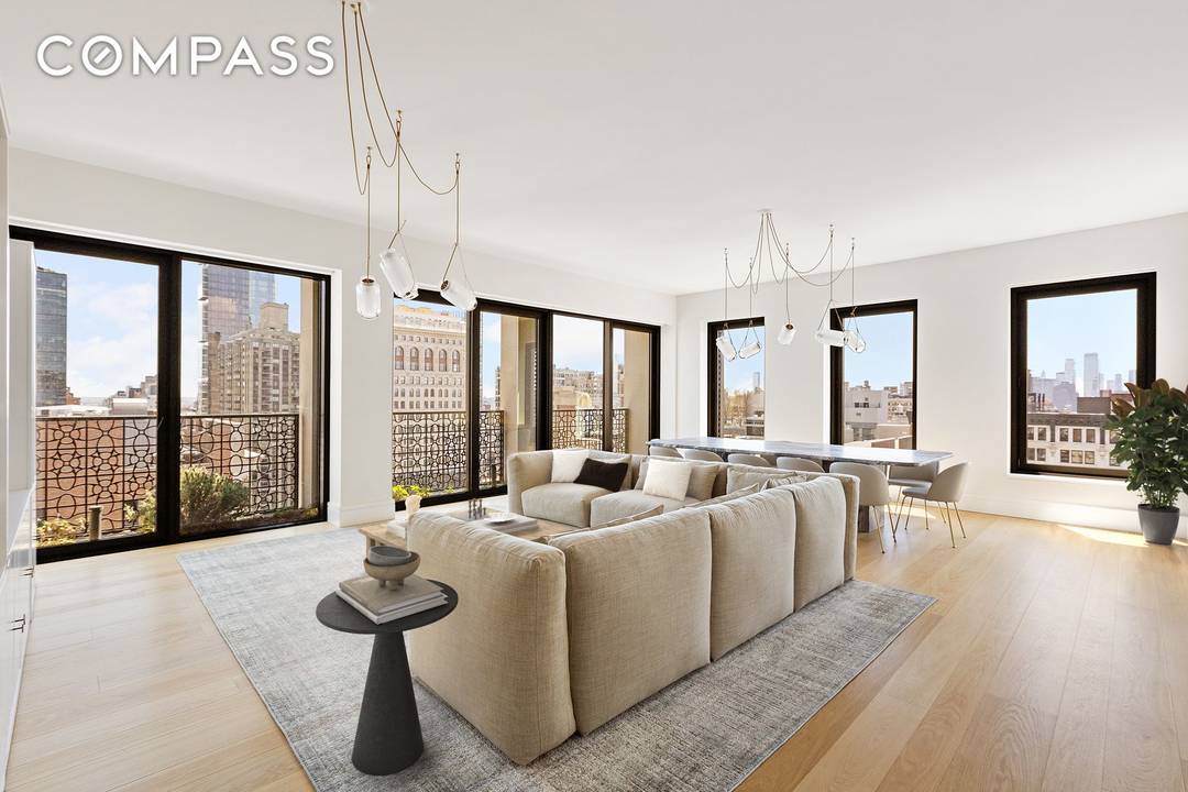 This full floor 4 bedroom residence spans 3, 194 square feet and embodies the refined, nature inspired design of COOKFOX Architects.