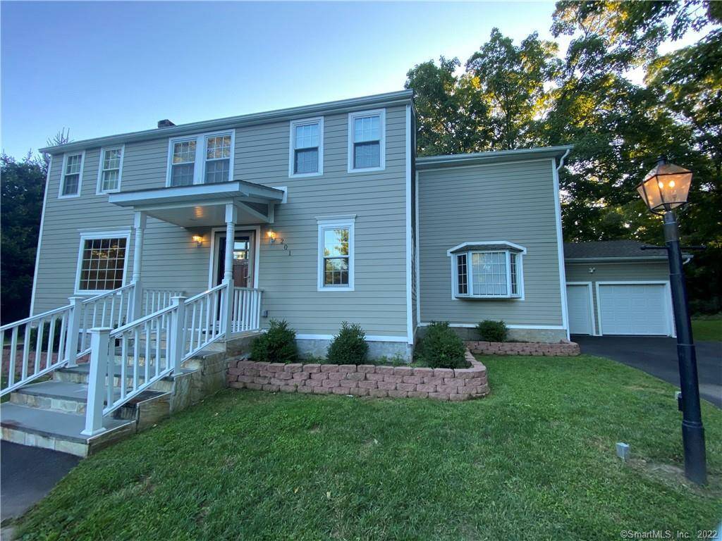 Stunning Custom, Newly Remodeled 4 Bedroom, 2.