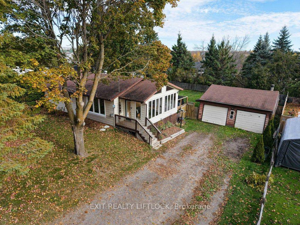 A 3 bedroom bungalow minutes from Peterborough that has been lovingly renovated from the 1970's to the 2020's.