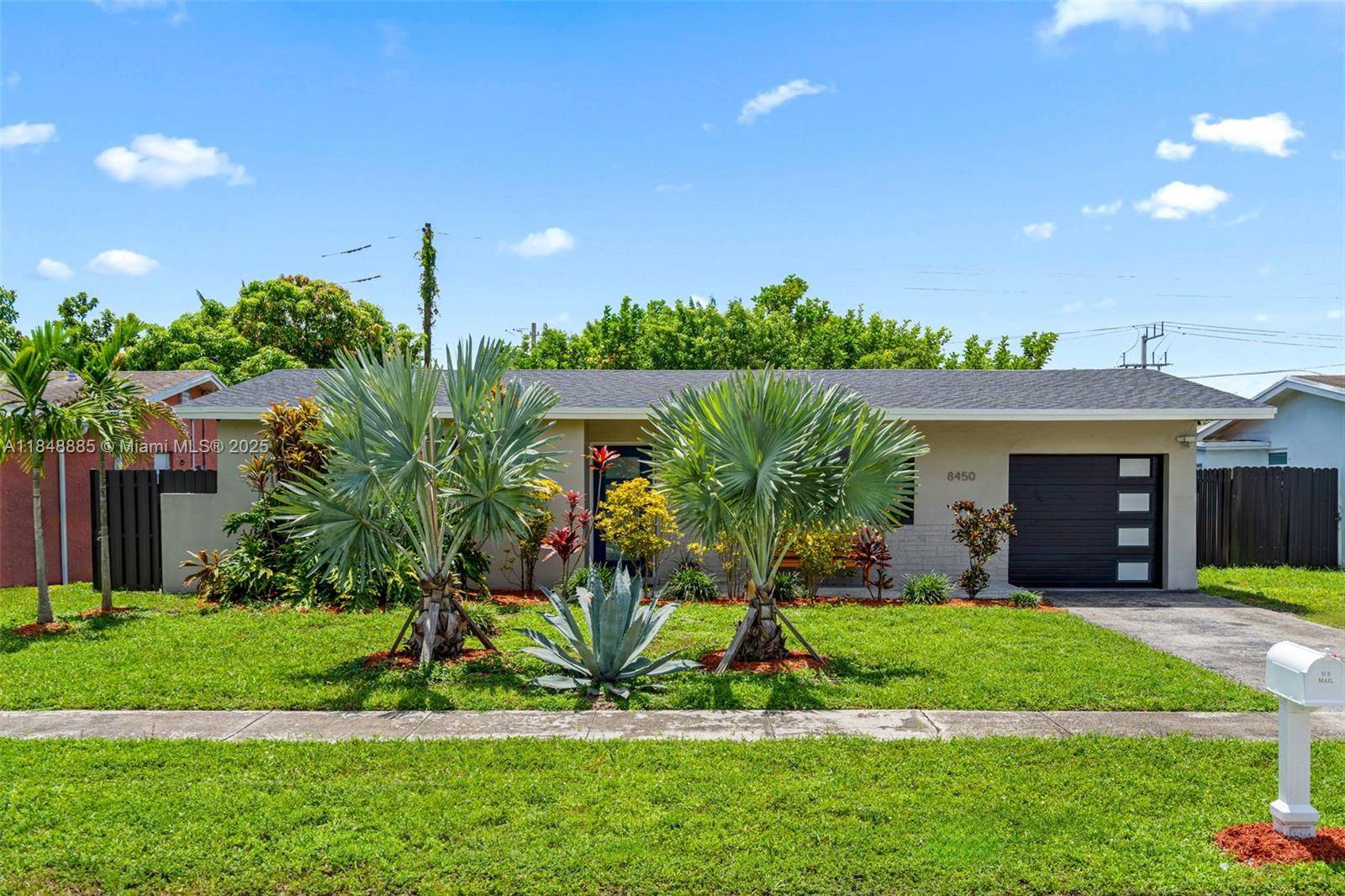 Welcome to this beautifully remodeled 2 bedroom, 1 bath home in Sunrise !