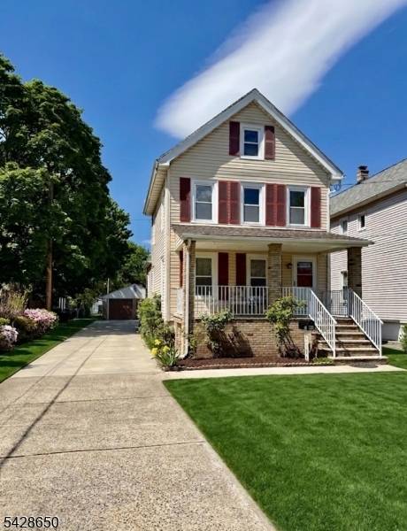 Welcome to this bright and inviting 3 bedroom, 2 full bath Colonial home in the heart of Middlesex.