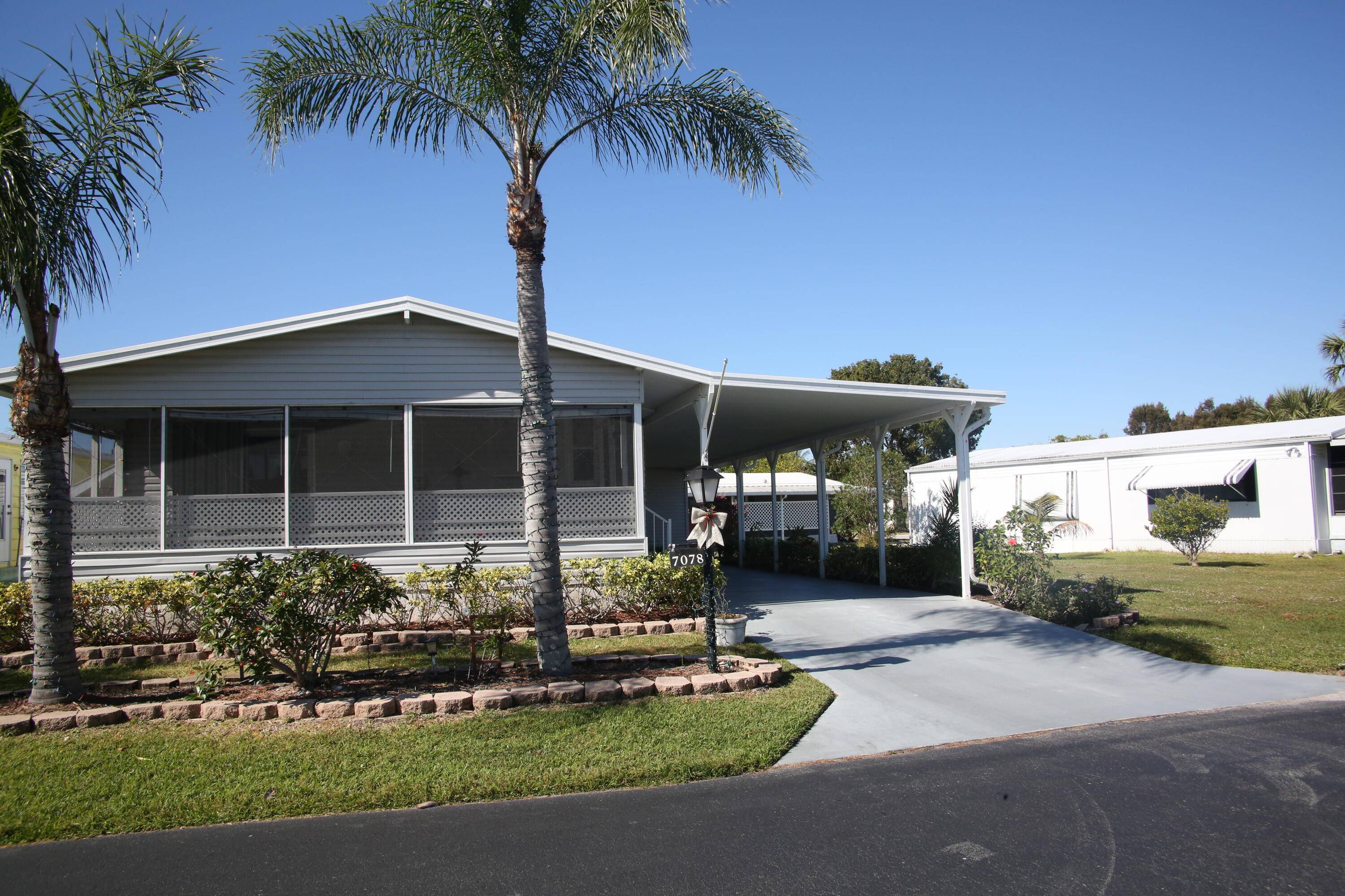 Enjoy all that Pinelake Gardens Estates has to offer in this 2 bedroom, 2 bath home.