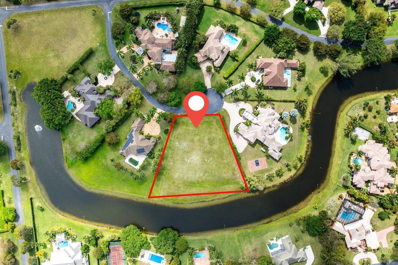 Extremely Rare Premium 1 Acre Lakefront Lot in Rio Poco.