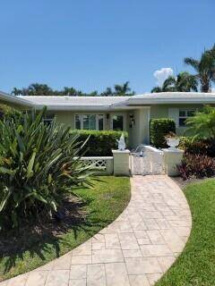 Beautiful corner unit property situated off of W Camino Real in Royal Oak Hill just minutes away from the beach.