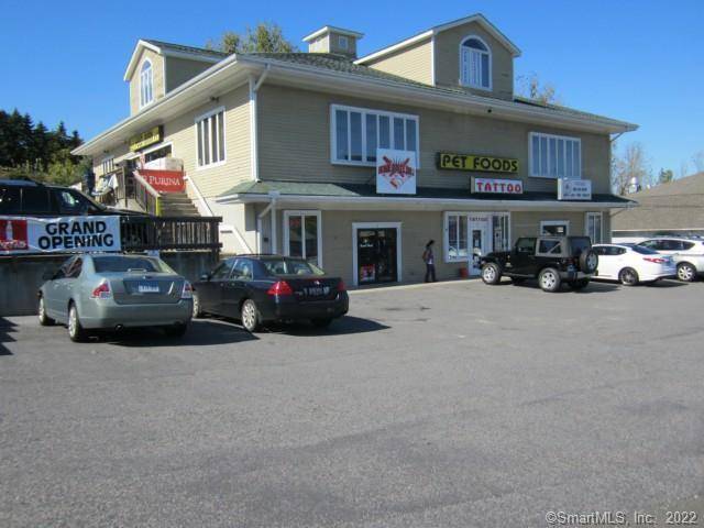 Available Immediately Best Location In New Milford On RT.