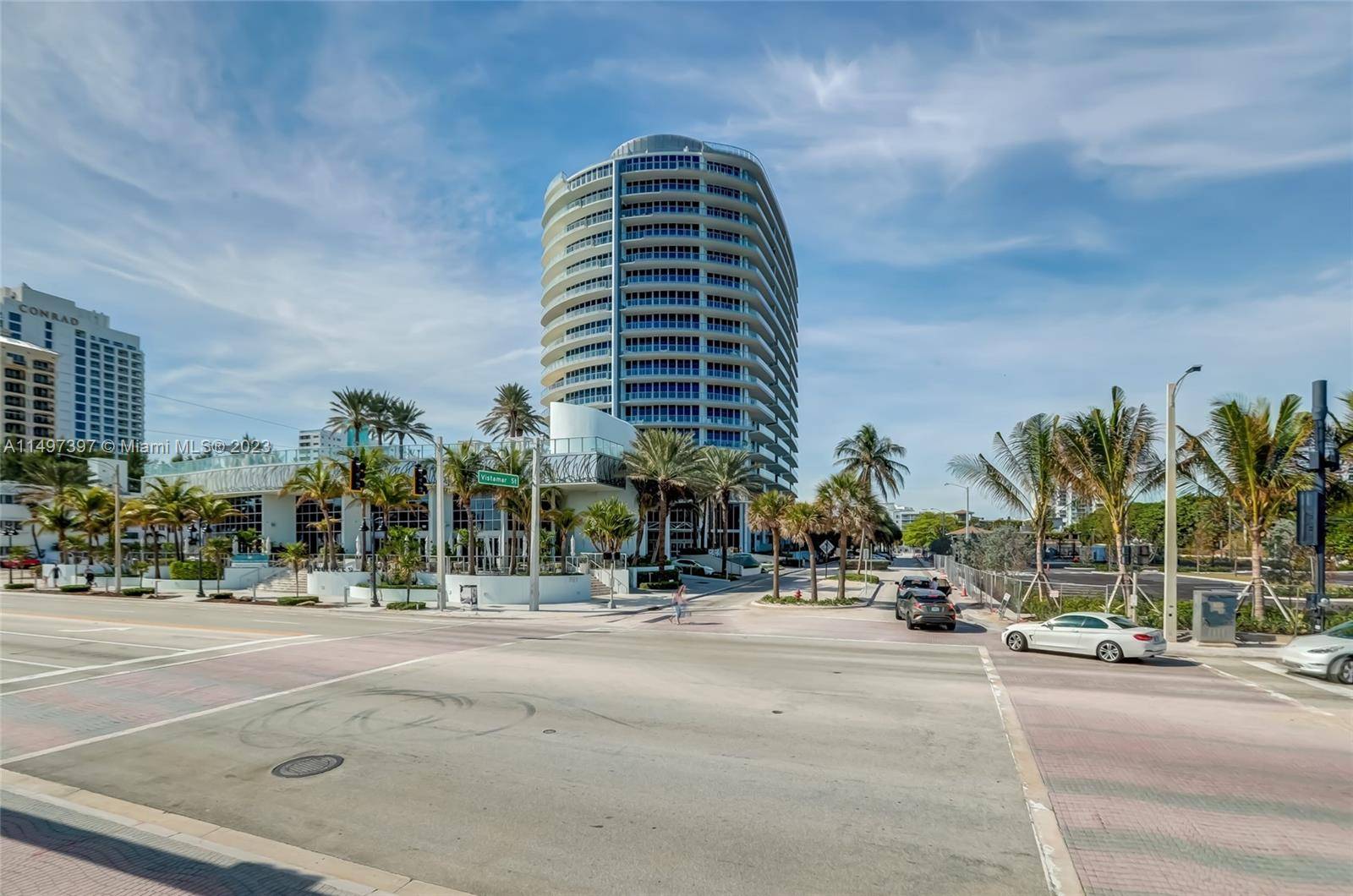 The Paramount Residences is the epitome of luxury oceanfront living in Fort Lauderdale.