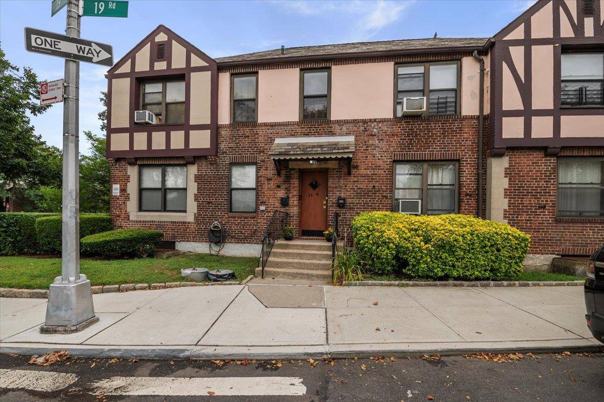 Welcome to 79 16 19th Rd located in the condominium community of Garden Bay Manor.