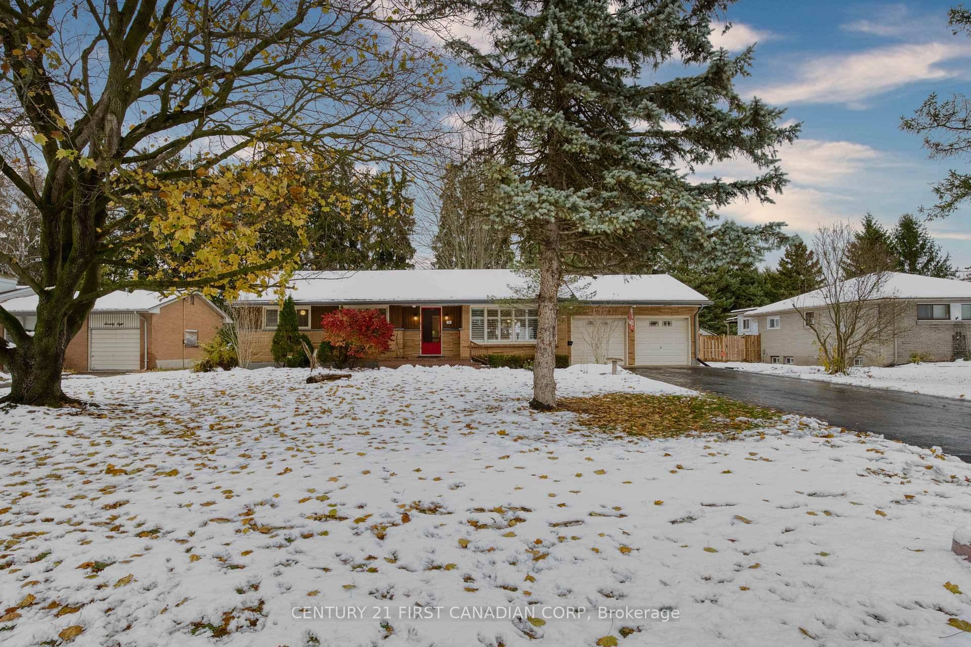 Welcome to 74 Daleview Crescent A Charming solidly built bungalow, with the lot size of 86 feet of the frontage and 142 feet of the depth, nestled in the sought ...