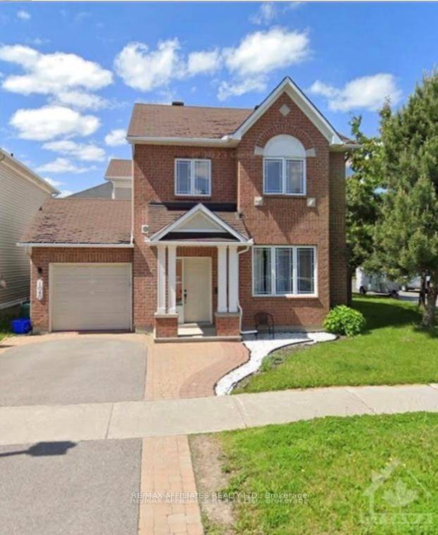 METICULOUS ! Discover the perfect family home nested in the neighbourhood of Orleans situated on a corner lot.