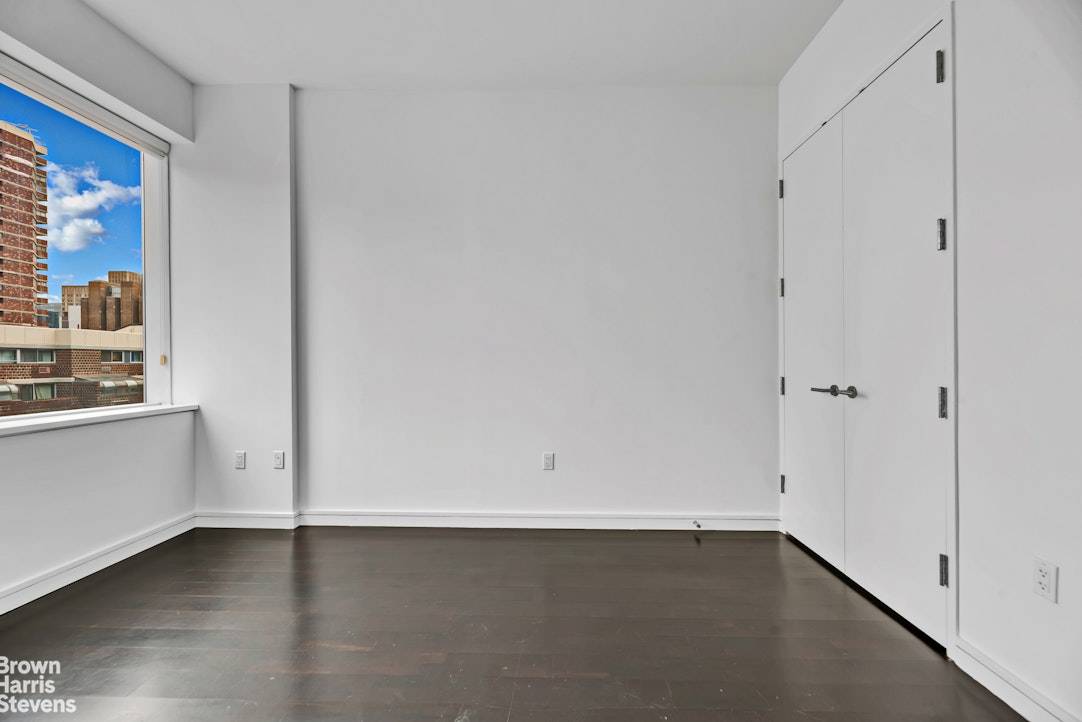 Welcome to Unit 9B at The Tempo a bright, beautifully updated 1 bedroom, 1 bathroom condo in one of Gramercy's premier full service luxury buildings.