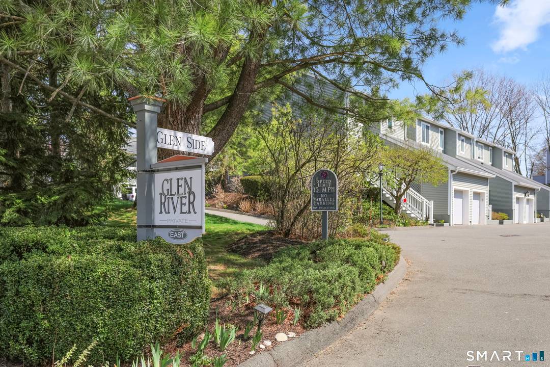 Beautifully renovated townhouse in the desirable Glen River community, ideally situated on a quiet cul de sac.