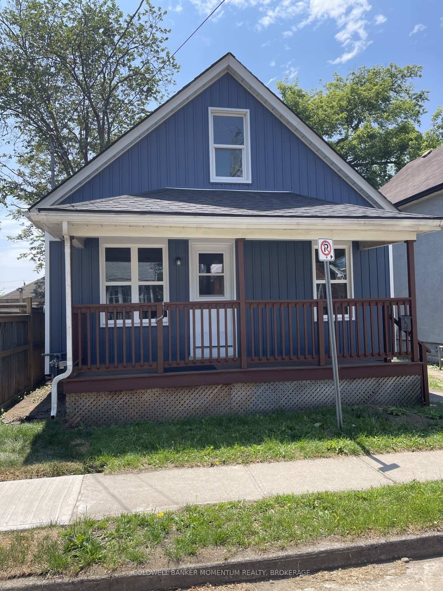 Family home downtown fully renovated and affordable.