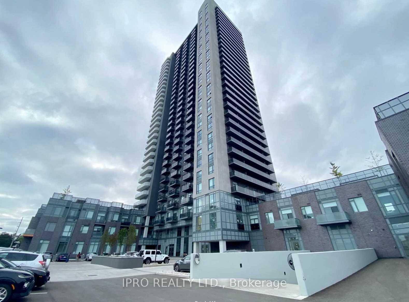 Located in the Center of Mississauga, this Modern Design 2Bed 2Bath unit you don't want to miss.